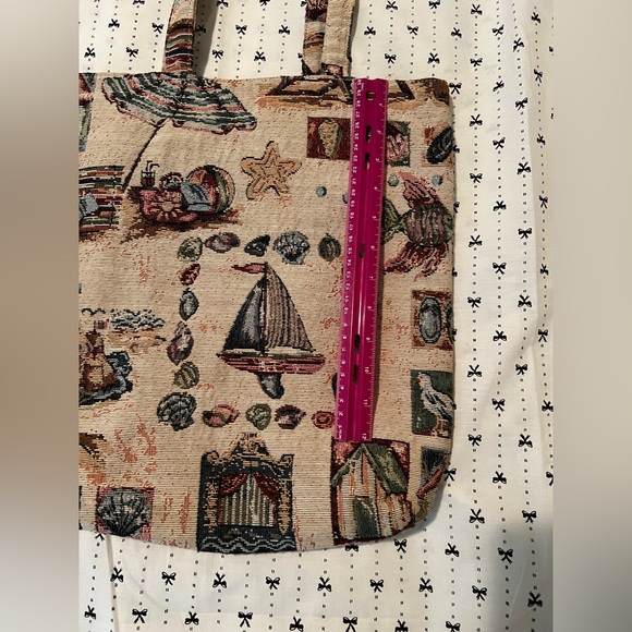 Tote - Picture 2 of 4